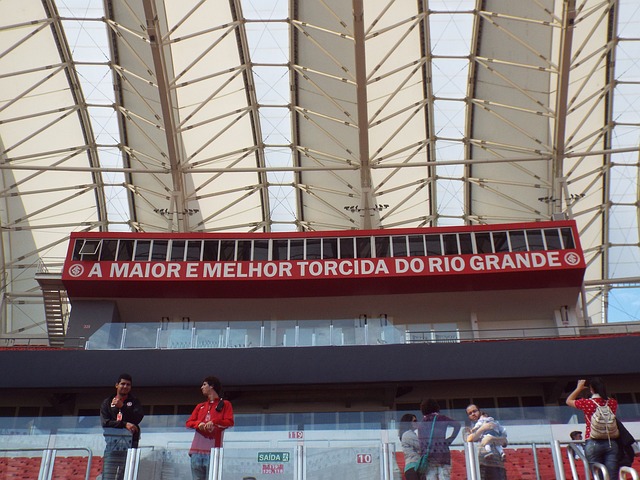 是背身单打 是背身单打